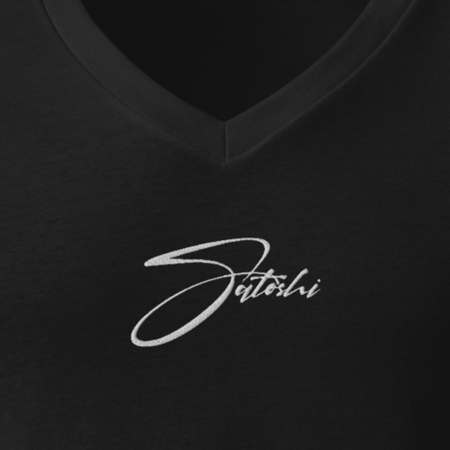 Satoshi - Gestickt - Unisex V-Ausschnitt T-Shirt